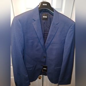 Hugo boss suit Bleu color ORIGINAL price 795$ size 44R